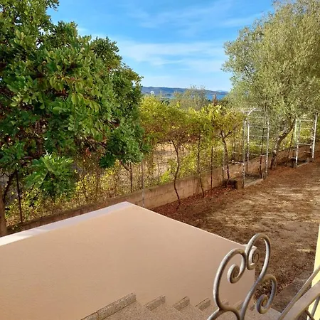 Lejlighed La Casa Di Annita Tanaunella